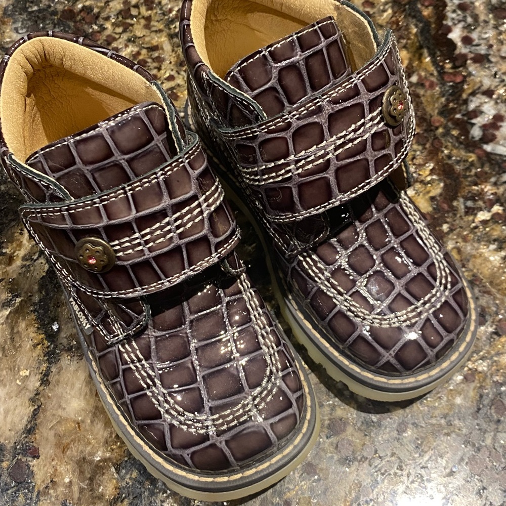 Girl size 27 booties